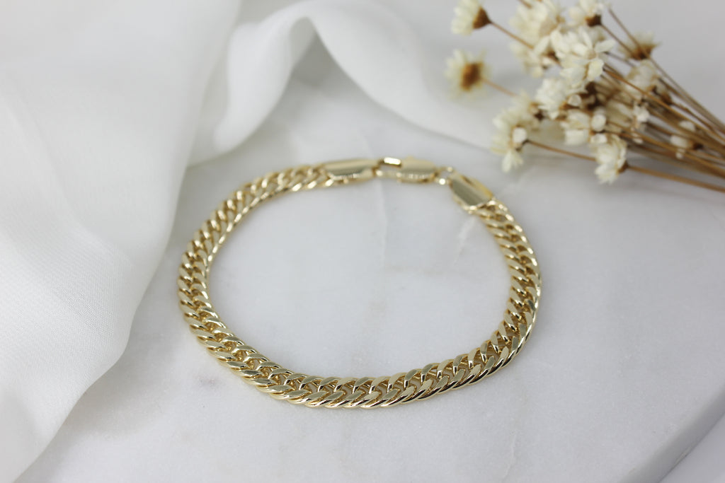 Noelle Curb Chain Bracelet