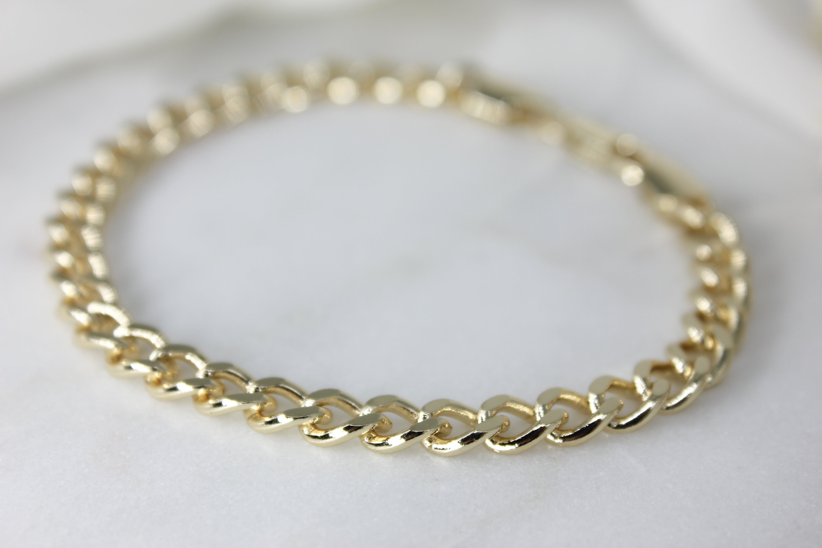 Sol Curb Chain Bracelet