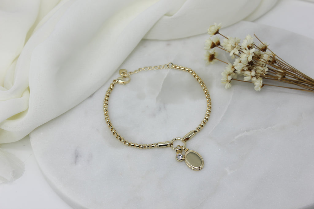Oval Pendant Bracelet