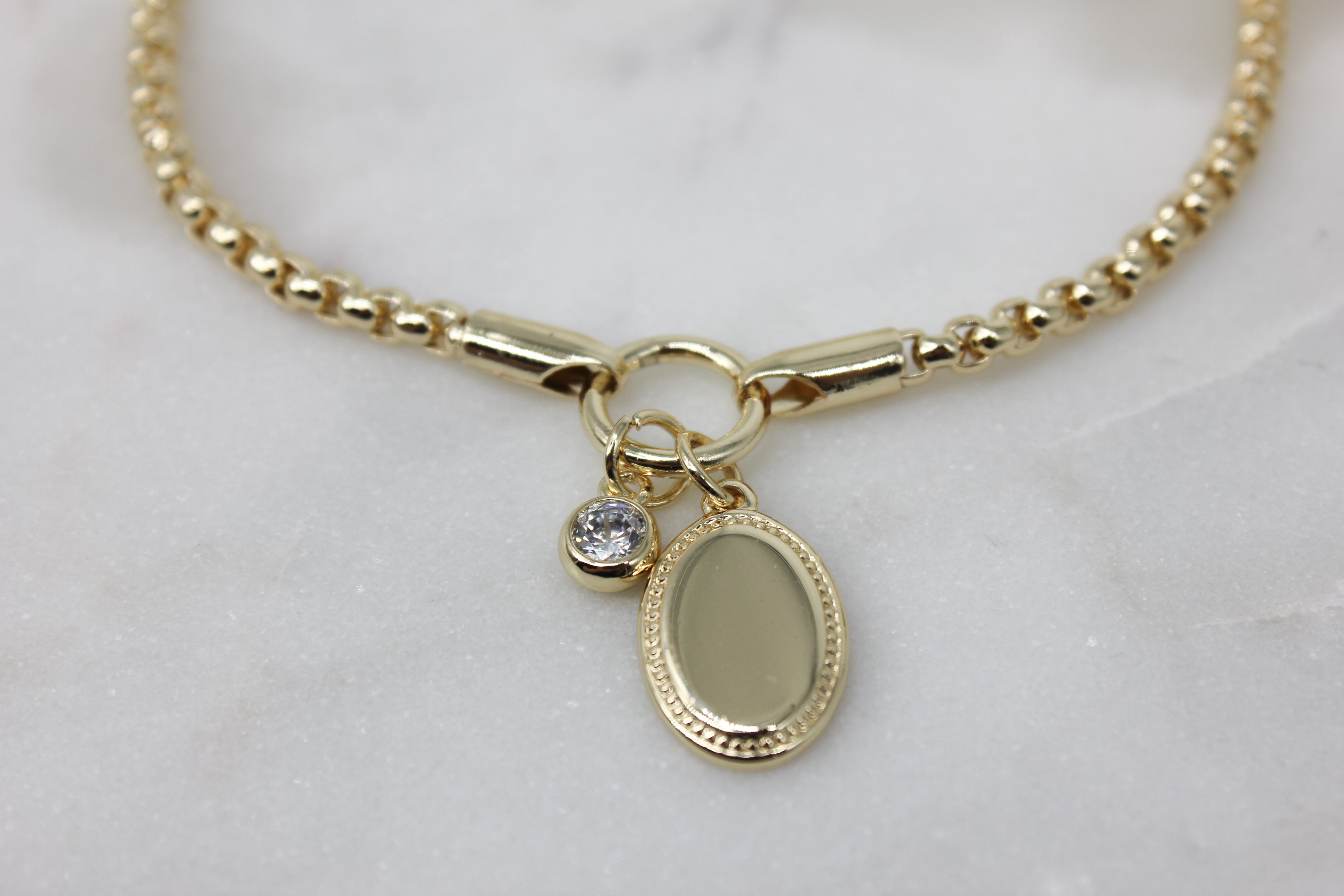 Oval Pendant Bracelet