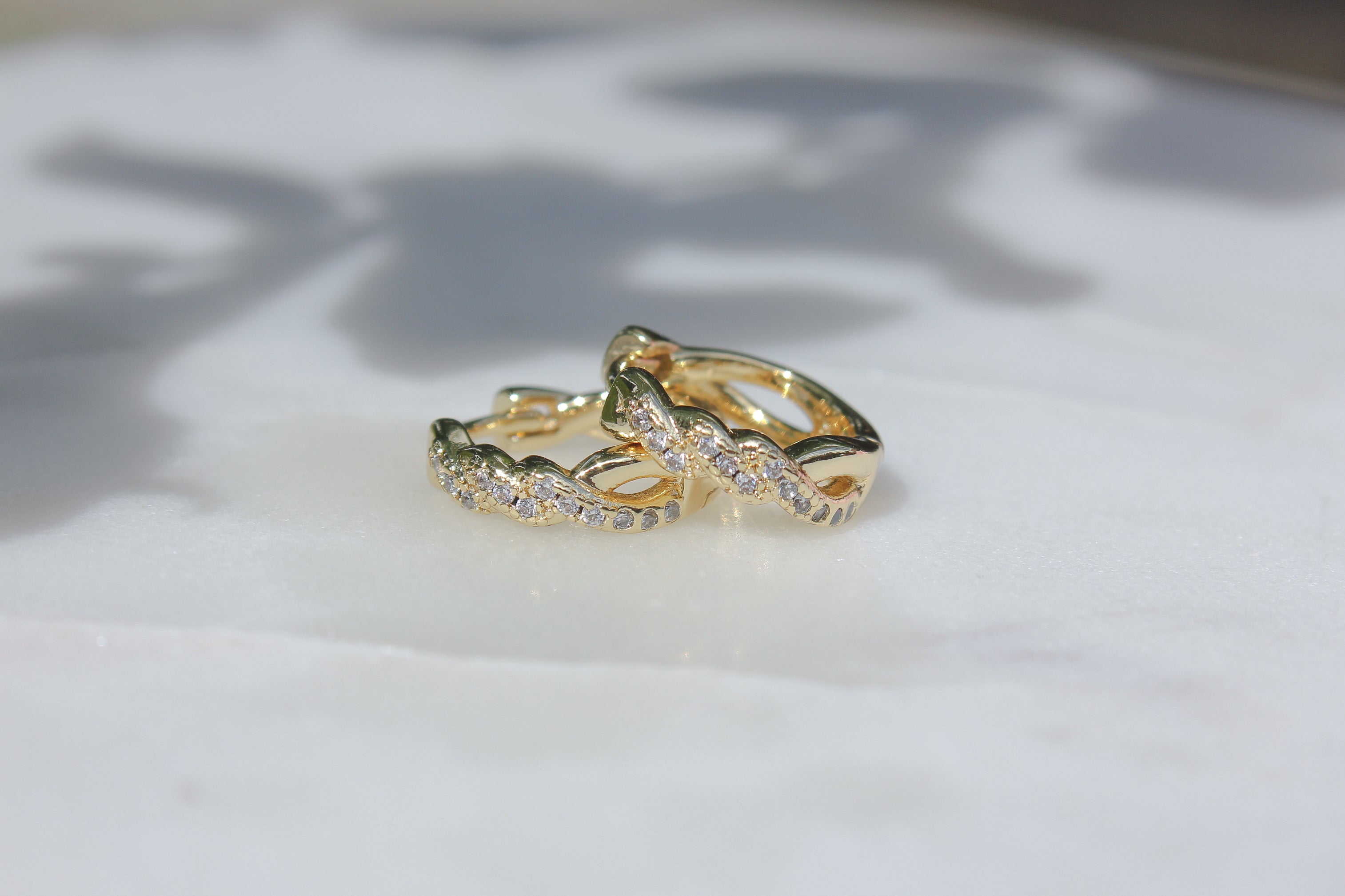 Gold Twist Huggies