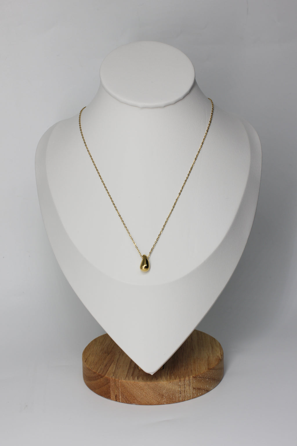 Golden Dewdrop Necklace