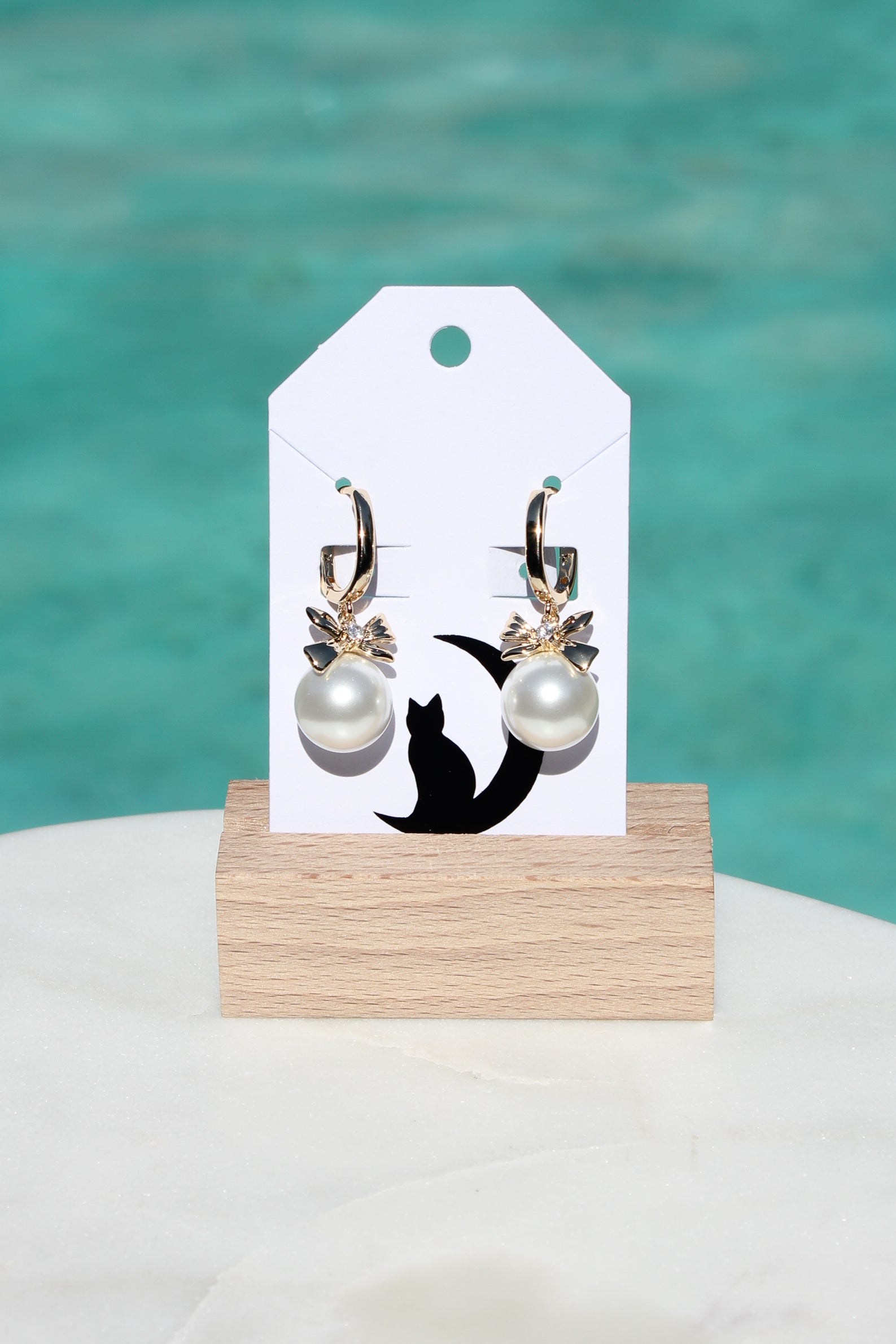 Dangle Pearl Earrings