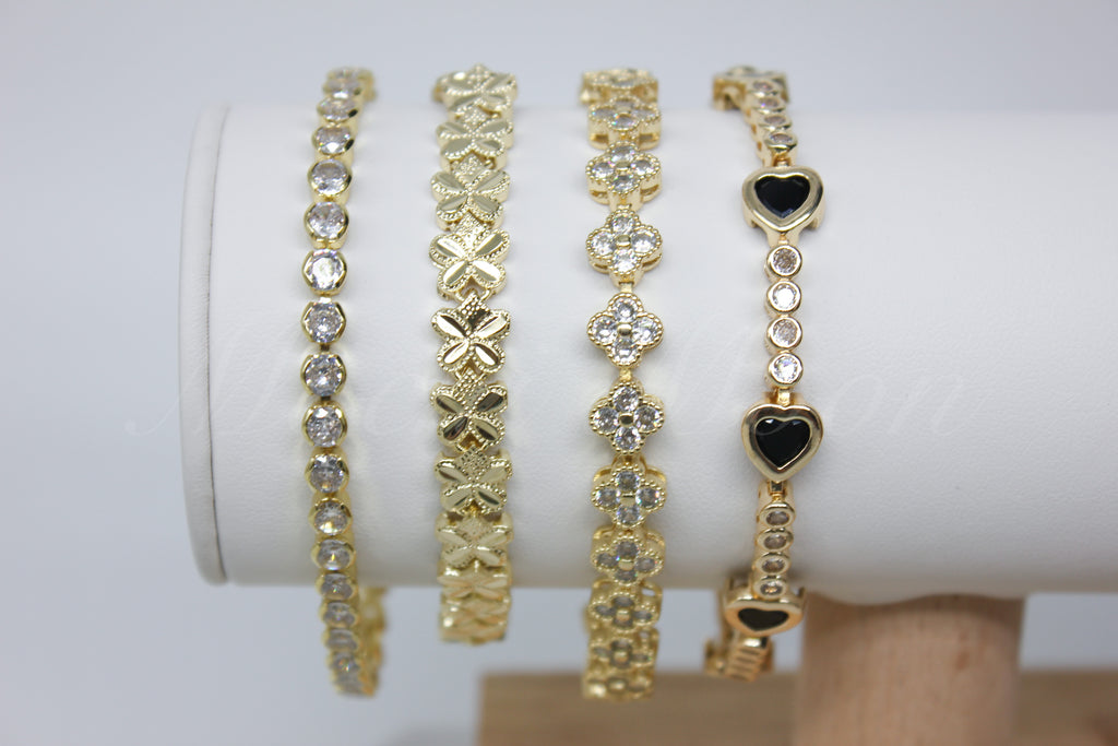 Black Heart Tennis Bracelet