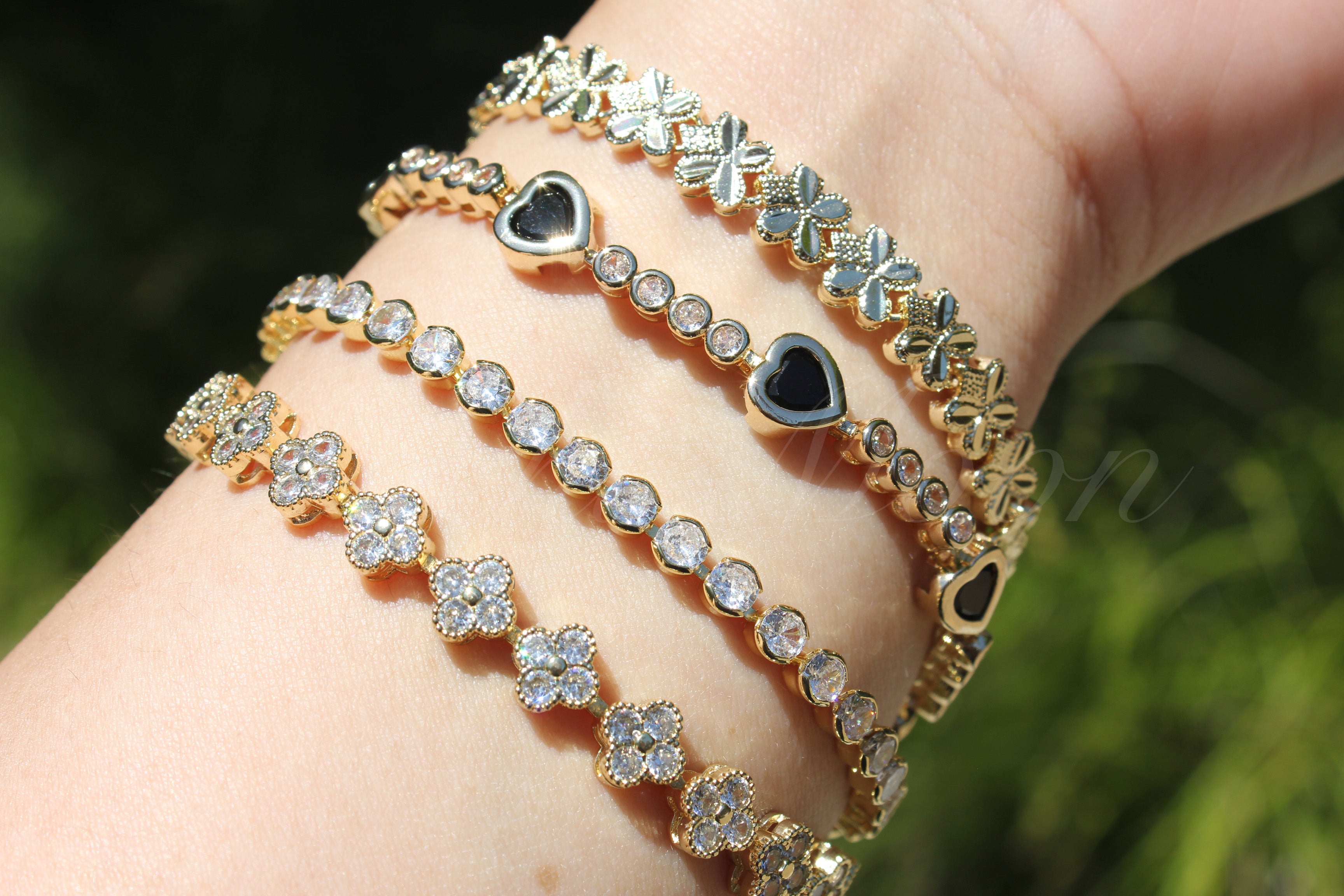 Black Heart Tennis Bracelet